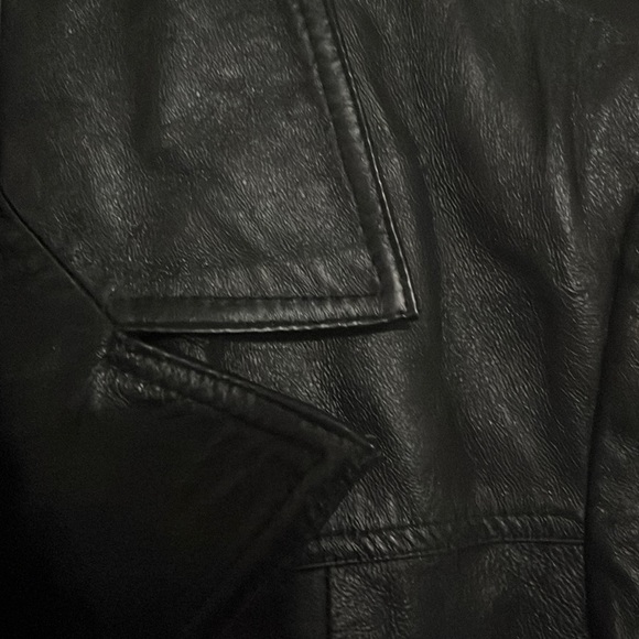 Brand: LOBI LOBI Shell: Genuine Leather Lining: 100% polyester Do not dry clean! - Picture 3 of 5